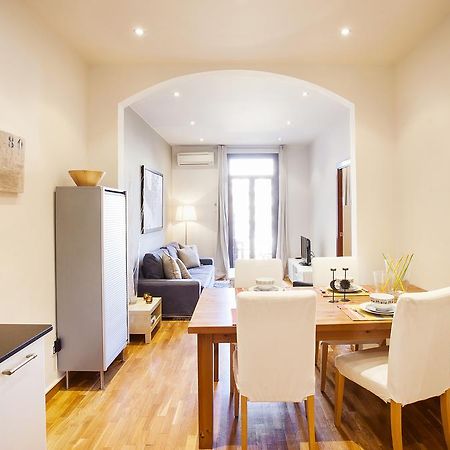 Apartments Barcelona & Home Deco Viladomat エクステリア 写真